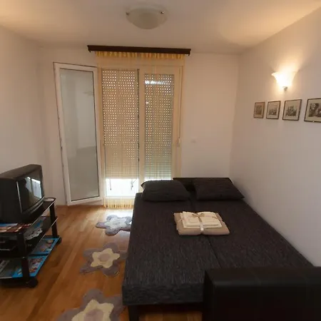 Apartman Sea Flower - With Parking Place Split